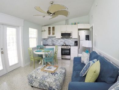 One Bedroom Vacation Rental located Close Beach Holmes Beach